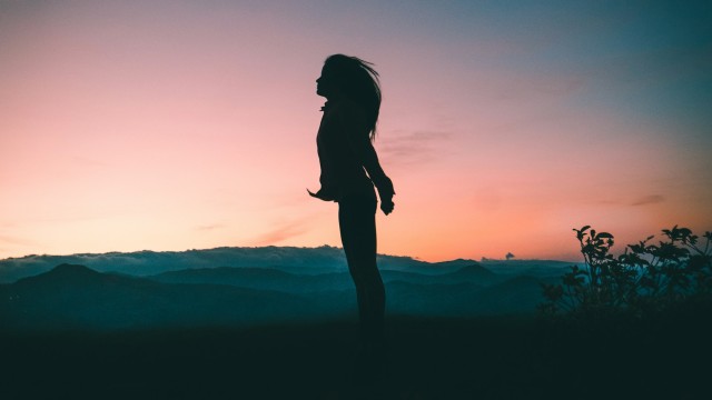 CUANDO TU PASAS POR LA VIDA PERO LA VIDA NO PASA POR TI.